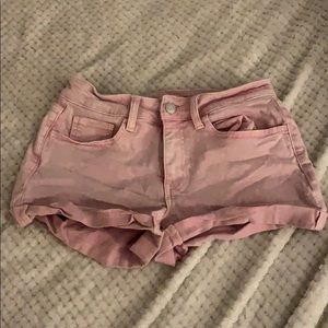 pink shorts